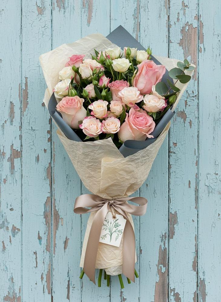 Букет цветов из: Розы в Рефтинском