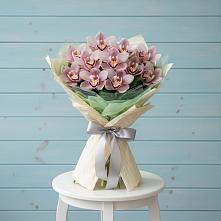 Букет цветов из:  Орхидеи и Розы в Рефтинском