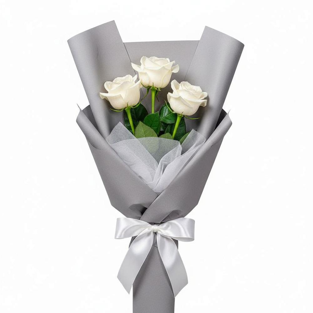 Букет 3 белые розы в Рефтинском